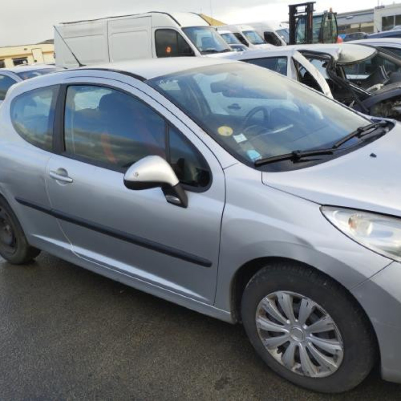 Reservoir essence PEUGEOT 207 Photo n°13