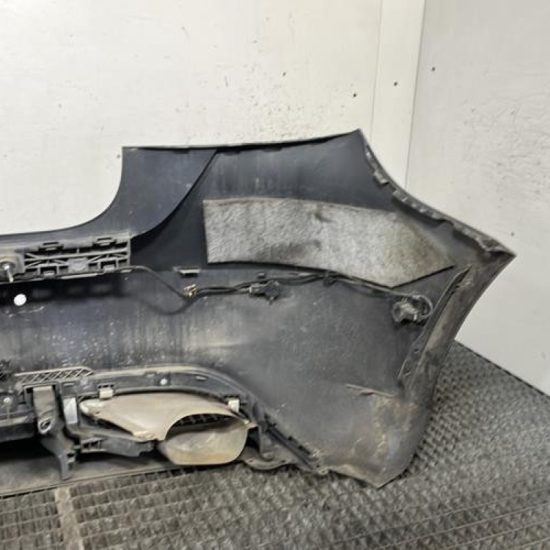 Pare choc arriere MERCEDES CLASSE A 176 Photo n°4