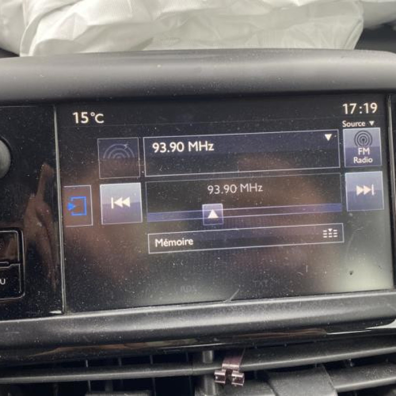 Compteur PEUGEOT 208 1 Photo n°16