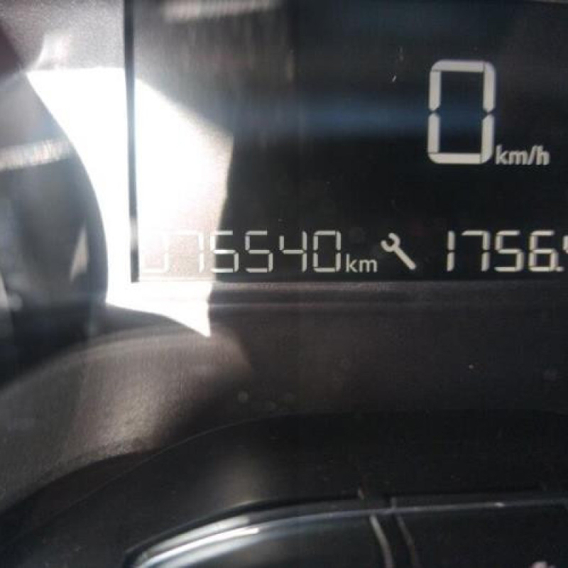 Compteur PEUGEOT 208 1 Photo n°3