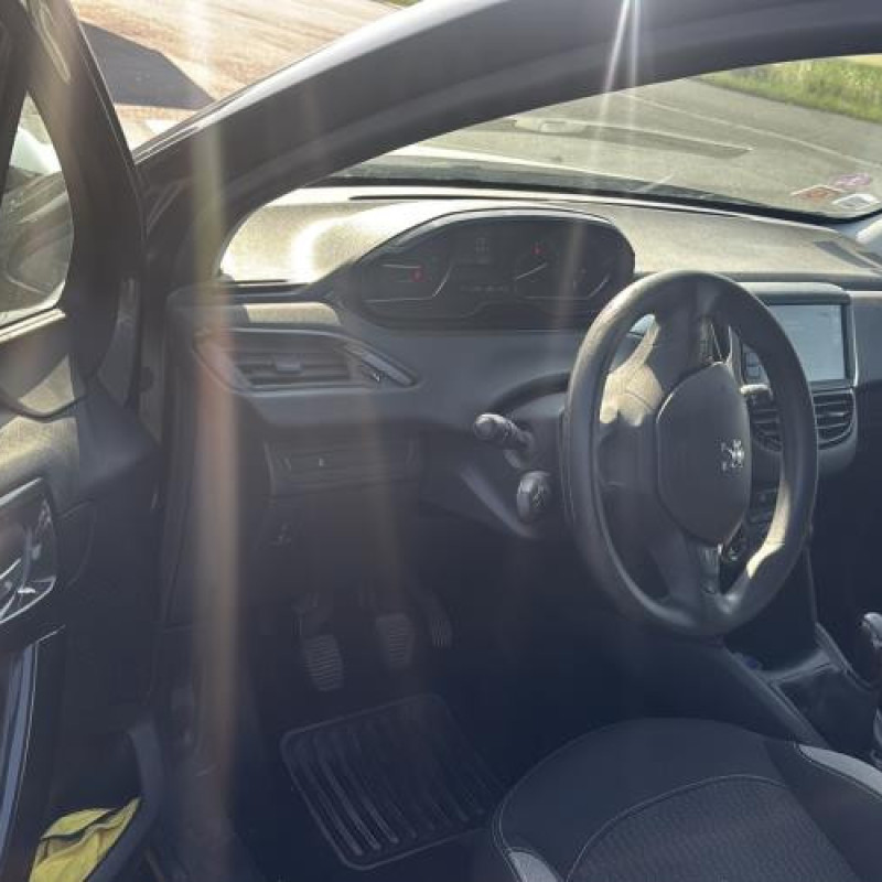 Compteur PEUGEOT 208 1 Photo n°9