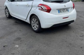 Leve vitre electrique arriere droit PEUGEOT 208 1 Photo n°1