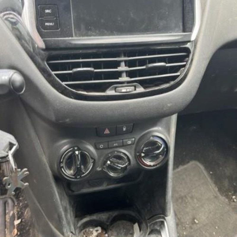 Leve vitre electrique arriere droit PEUGEOT 208 1 Photo n°7