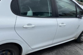 Leve vitre electrique arriere droit PEUGEOT 208 1