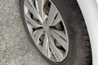 Leve vitre electrique arriere gauche PEUGEOT 208 1