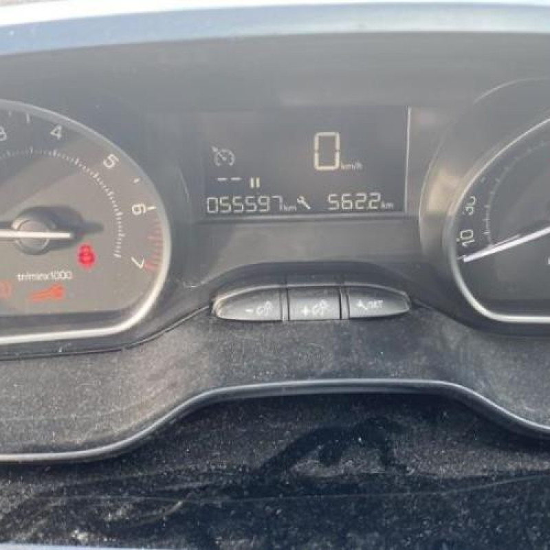 Compteur PEUGEOT 208 1 Photo n°9