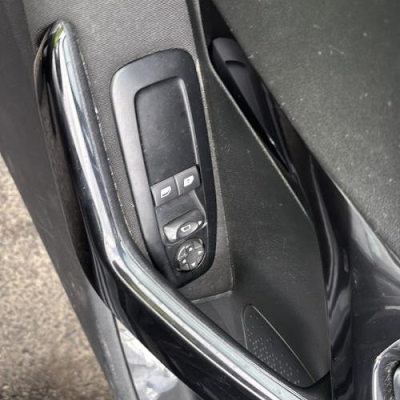 Compteur PEUGEOT 208 1 Photo n°11