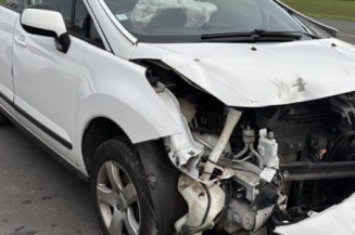 Pompe de direction PEUGEOT 3008 1