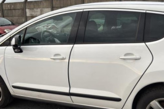 Pompe de direction PEUGEOT 3008 1