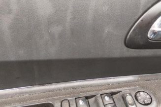 Interrupteur de leve vitre avant gauche PEUGEOT 5008 1