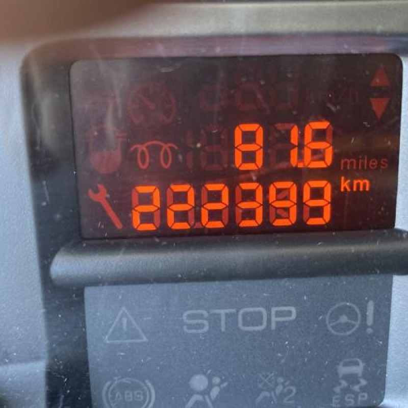 Boitier filtre a air PEUGEOT PARTNER 2 Photo n°20