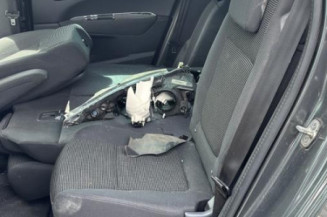 Interrupteur de leve vitre avant gauche PEUGEOT 5008 1