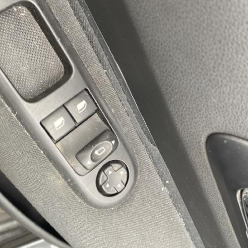 Renfort pare choc arriere (traverse) PEUGEOT 3008 1 Photo n°13