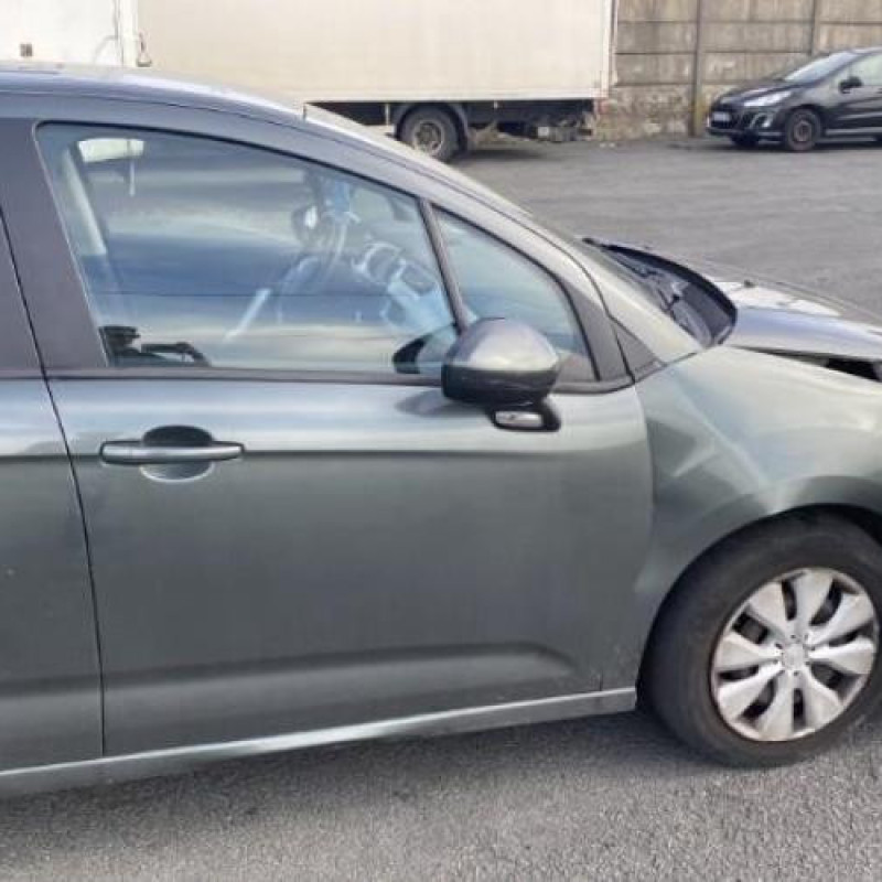 Pare choc arriere CITROEN C3 2 Photo n°14