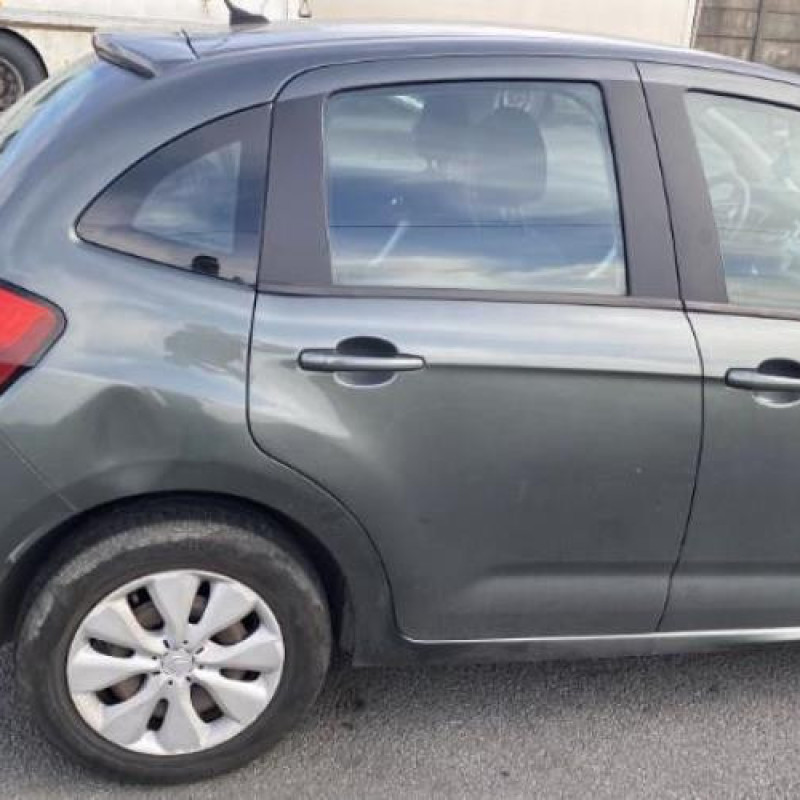 Pare choc arriere CITROEN C3 2 Photo n°19