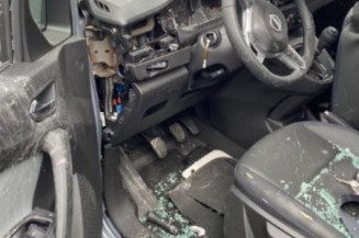 Pare choc avant NISSAN TOWNSTAR