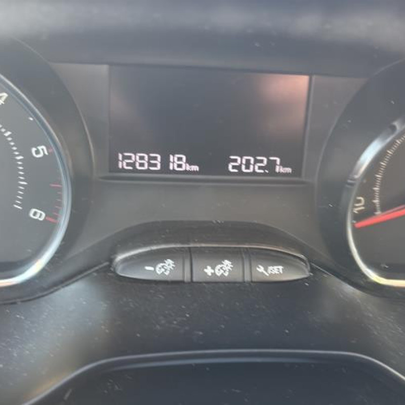 Moteur PEUGEOT 208 1 Photo n°18