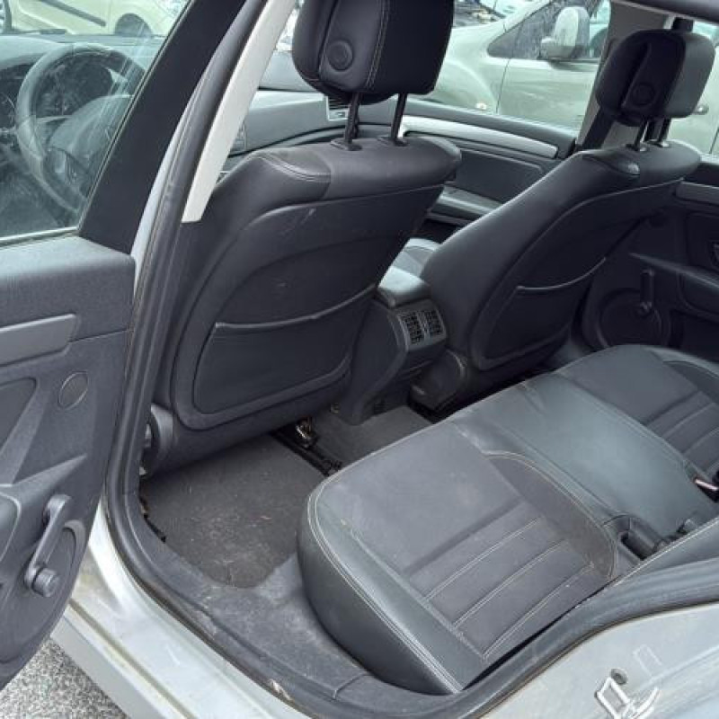 Porte arriere droit RENAULT LAGUNA 3 Photo n°19