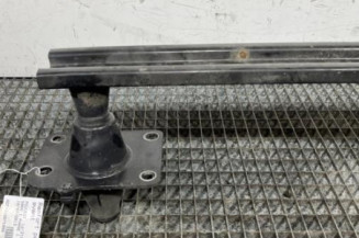 Renfort pare choc avant (traverse) PEUGEOT 5008 1