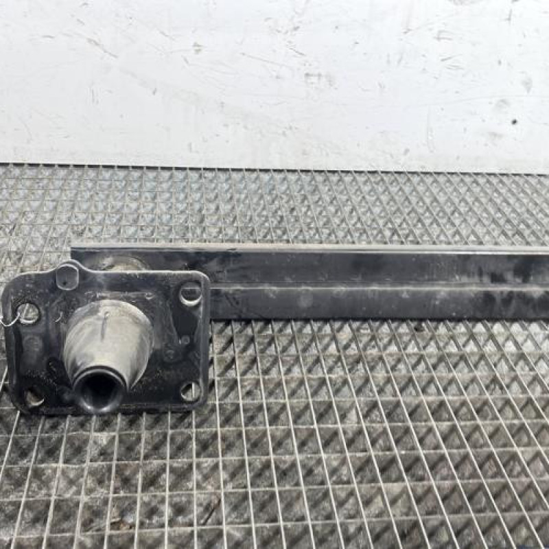 Renfort pare choc avant (traverse) PEUGEOT 5008 1 Photo n°5