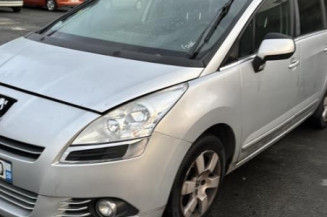 Renfort pare choc avant (traverse) PEUGEOT 5008 1