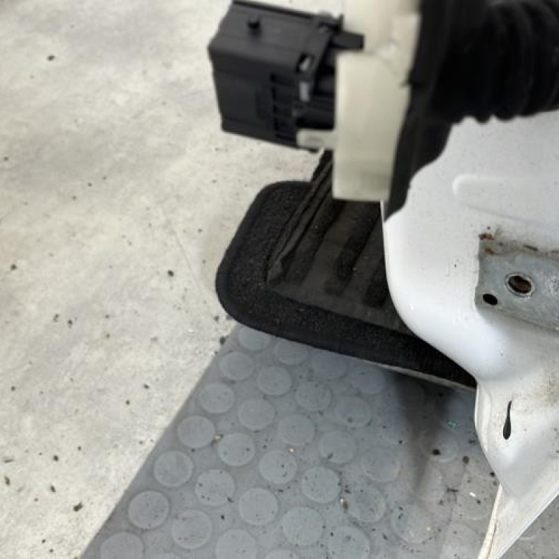 Porte avant gauche CITROEN C3 3 Photo n°5