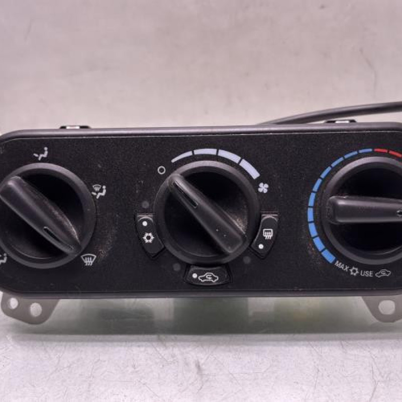 Commande chauffage JEEP PATRIOT Photo n°1