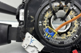 Com (Bloc Contacteur Tournant+Commodo Essuie Glace+Commodo Phare) PEUGEOT 208 1