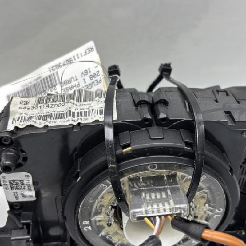 Com (Bloc Contacteur Tournant+Commodo Essuie Glace+Commodo Phare) PEUGEOT 208 1 Photo n°3