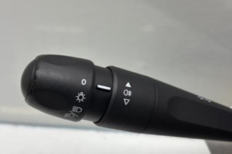 Com (Bloc Contacteur Tournant+Commodo Essuie Glace+Commodo Phare) PEUGEOT 208 1