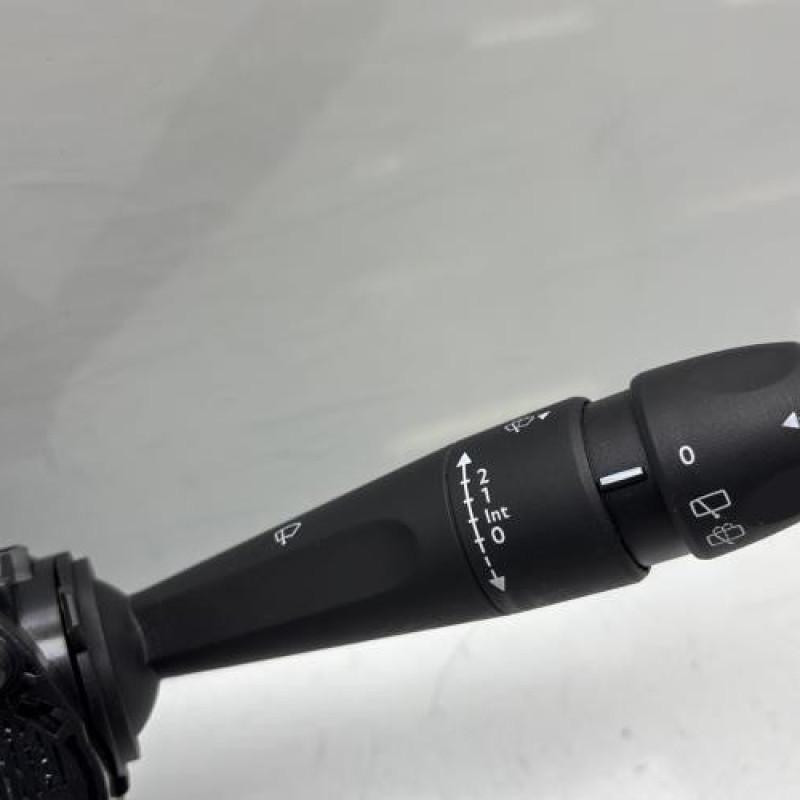 Com (Bloc Contacteur Tournant+Commodo Essuie Glace+Commodo Phare) PEUGEOT 208 1 Photo n°6