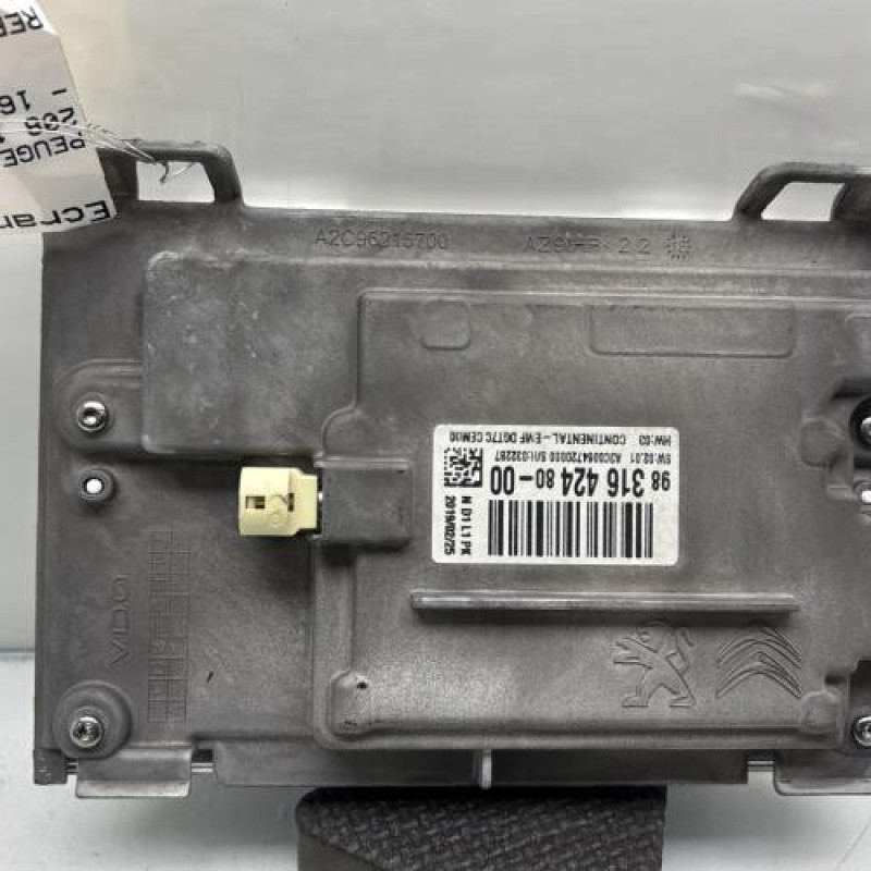 Ecran GPS PEUGEOT 208 1 Photo n°4