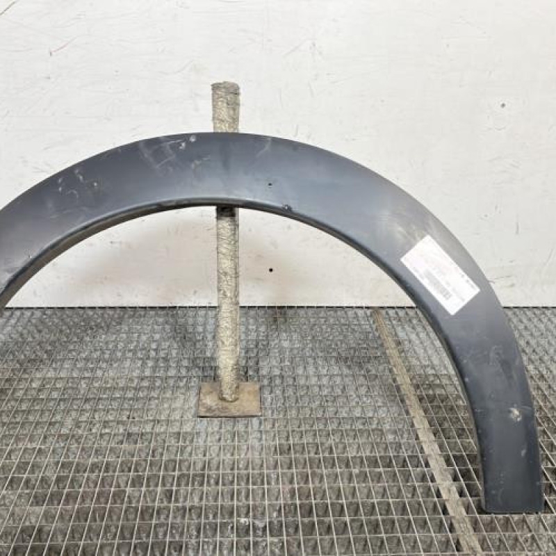 Extension d'aile avant gauche CITROEN C4 CACTUS Photo n°1