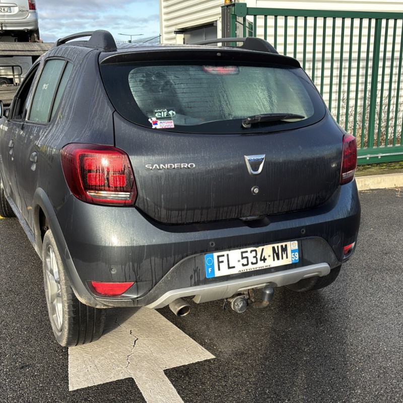 DACIA SANDERO 2 PHASE 2 0.9i - 12V TURBO TCE 90 Photo n°4