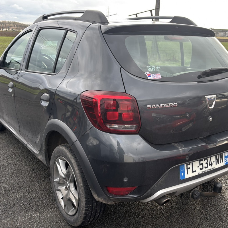 DACIA SANDERO 2 PHASE 2 0.9i - 12V TURBO TCE 90 Photo n°12