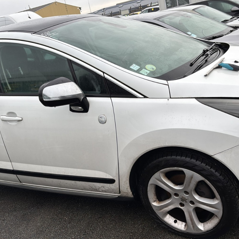 PEUGEOT 3008 1 PHASE 2 2.0 HDI - 16V TURBO Photo n°4