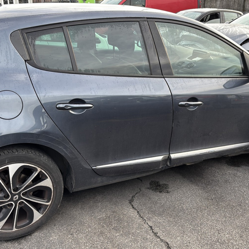 RENAULT MEGANE 3 PHASE 3 1.5 DCI - 8V TURBO Photo n°7