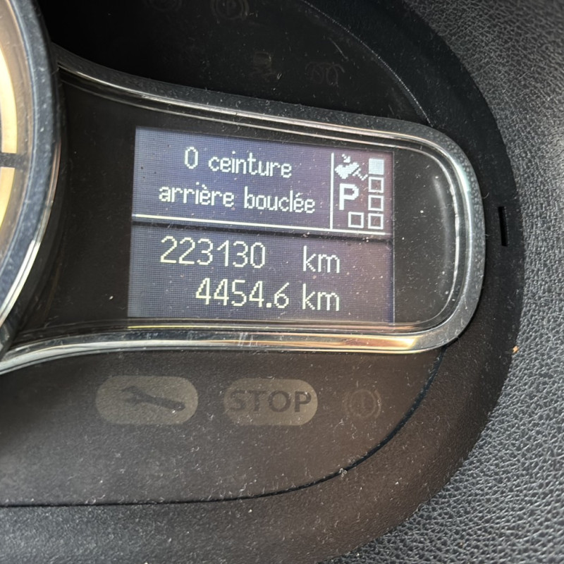 RENAULT MEGANE 3 PHASE 3 1.5 DCI - 8V TURBO Photo n°16