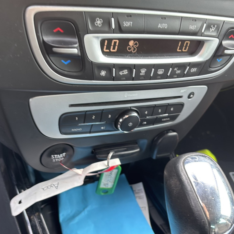 RENAULT MEGANE 3 PHASE 3 1.5 DCI - 8V TURBO Photo n°19