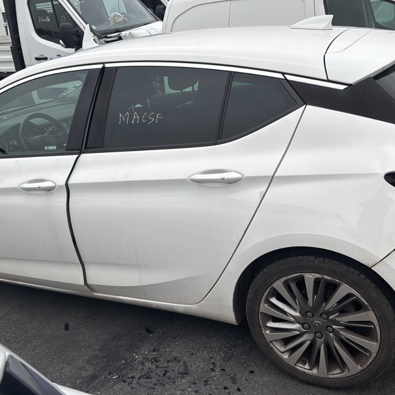 OPEL ASTRA K PHASE 1 1.4i - 16V TURBO Photo n°12