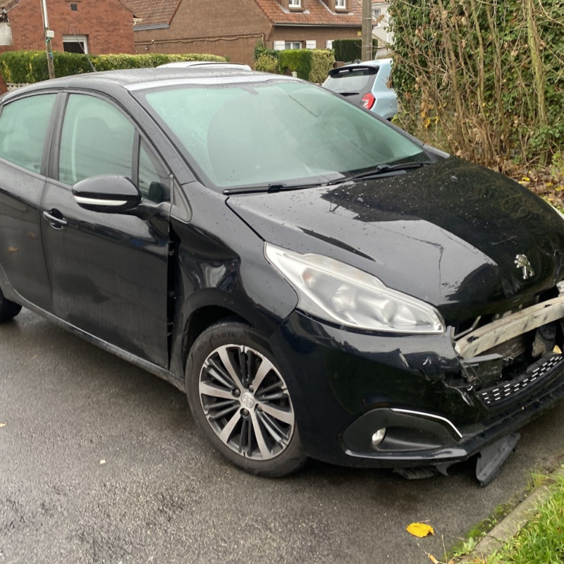 PEUGEOT 208 1 PHASE 2 1.2 VTI - 12V Photo n°2