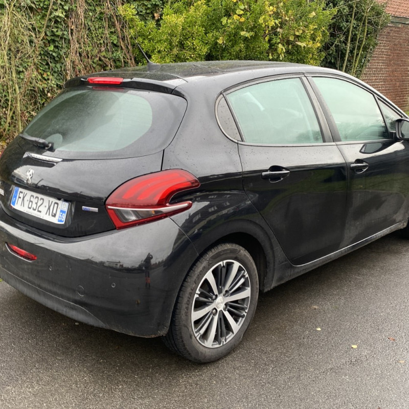 PEUGEOT 208 1 PHASE 2 1.2 VTI - 12V Photo n°3