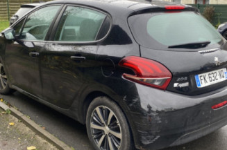PEUGEOT 208 1 PHASE 2 1.2 VTI - 12V