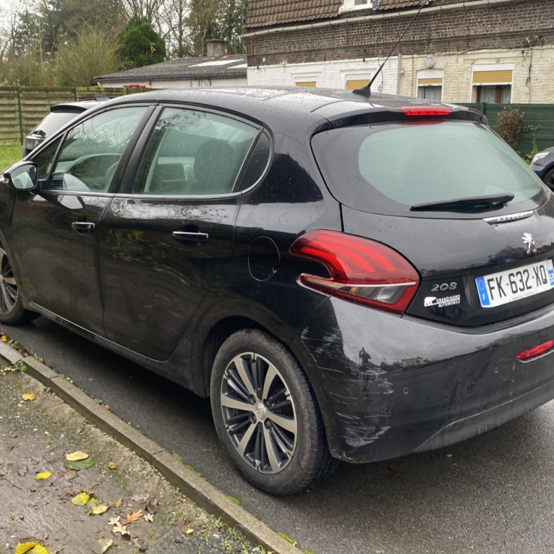 PEUGEOT 208 1 PHASE 2 1.2 VTI - 12V Photo n°4