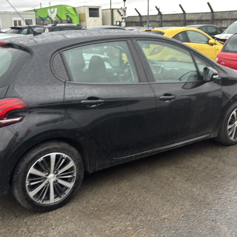 PEUGEOT 208 1 PHASE 2 1.2 VTI - 12V Photo n°13