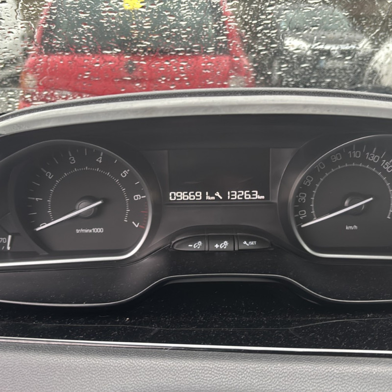 PEUGEOT 208 1 PHASE 2 1.2 VTI - 12V Photo n°19