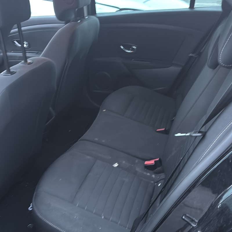 RENAULT MEGANE 3 PHASE 3 BREAK 1.5 DCI - 8V TURBO Photo n°12