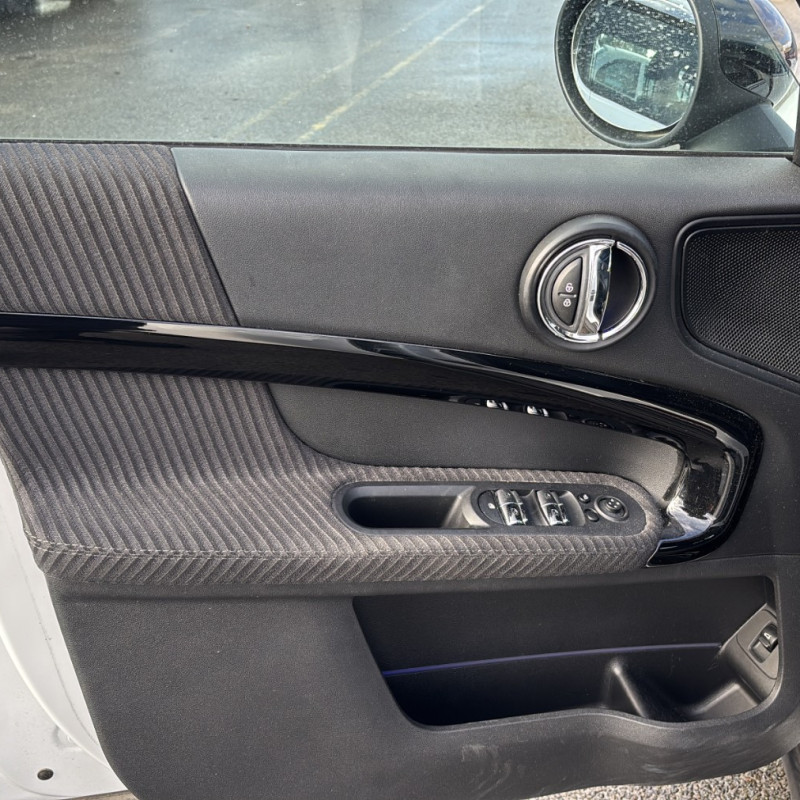 MINI MINI 3 F60 COUNTRYMAN PHASE 1 BREAK 2.0D - 16V TURBO COOPER D Photo n°10