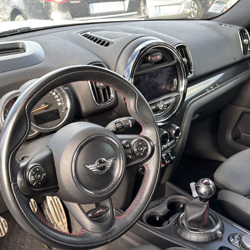 MINI MINI 3 F60 COUNTRYMAN PHASE 1 BREAK 2.0D - 16V TURBO COOPER D Photo n°15
