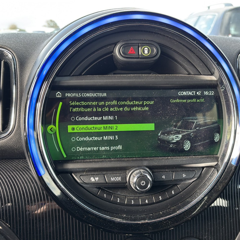 MINI MINI 3 F60 COUNTRYMAN PHASE 1 BREAK 2.0D - 16V TURBO COOPER D Photo n°17